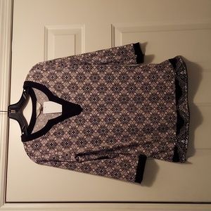 Women's Magnolia Grace top